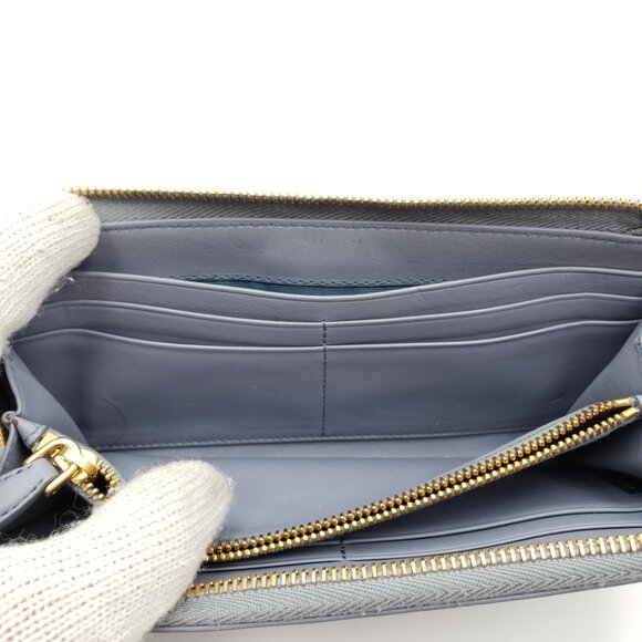 Prada Leather Zippy Wallet 135-102025 - Picture 11 of 13